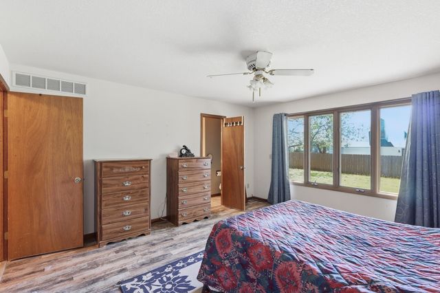 217 W Douglas Ave, Andover, KS 67002