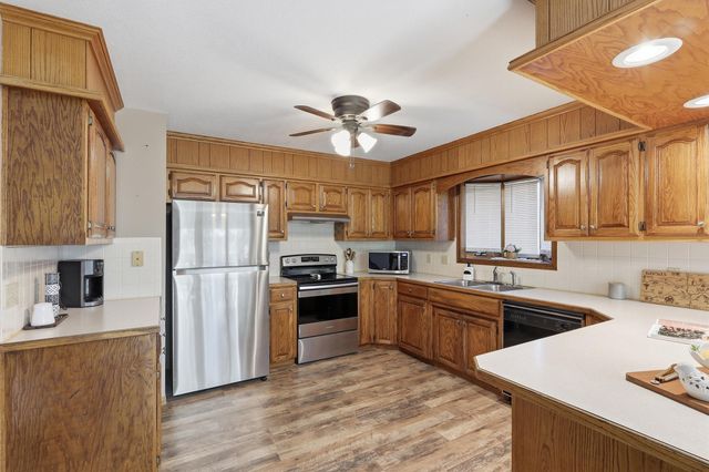217 W Douglas Ave, Andover, KS 67002