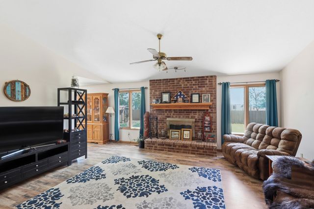 217 W Douglas Ave, Andover, KS 67002