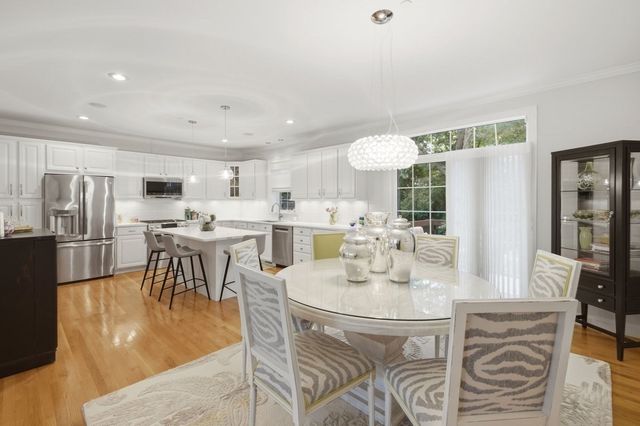 923 Lagrange 923, Boston, MA 02132