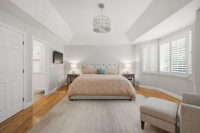 923 Lagrange 923, Boston, MA 02132