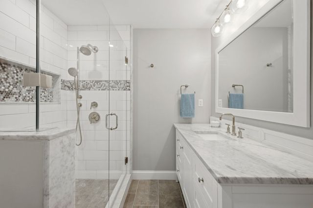 923 Lagrange 923, Boston, MA 02132