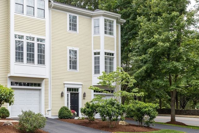 923 Lagrange 923, Boston, MA 02132