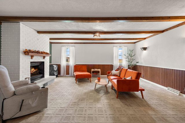 474 S 200 W, Valparaiso, IN 46385