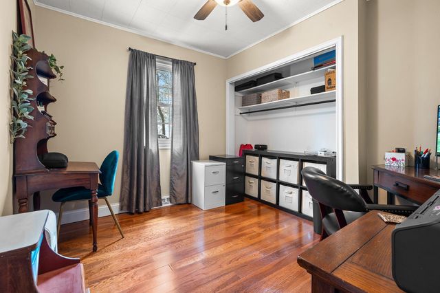 474 S 200 W, Valparaiso, IN 46385