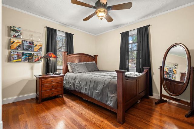 474 S 200 W, Valparaiso, IN 46385