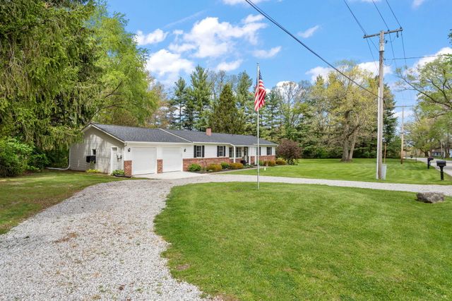 474 S 200 W, Valparaiso, IN 46385