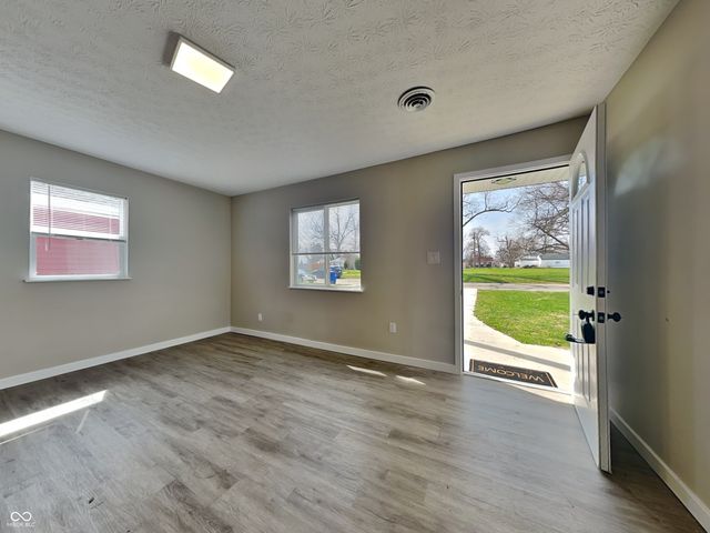 3705 S Felton Street, Marion, IN 46953