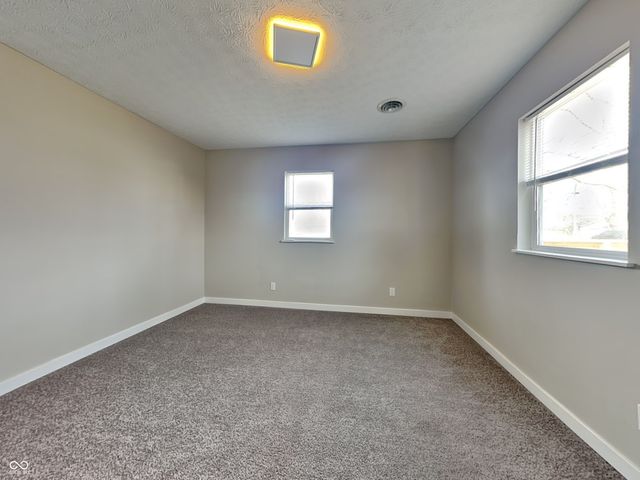 3705 S Felton Street, Marion, IN 46953