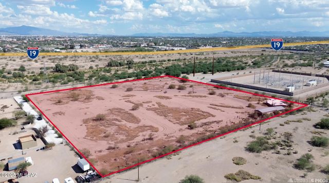 3001 S Cottonwood Lane, Tucson, AZ 85713