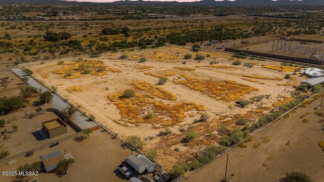 3001 S Cottonwood Lane, Tucson, AZ 85713