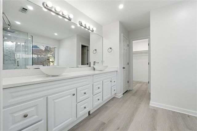 1150 River Overlook Drive, Lawrenceville, GA 30043