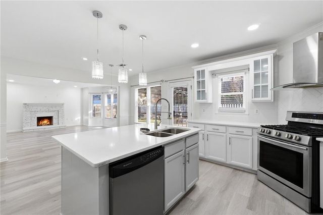 1150 River Overlook Drive, Lawrenceville, GA 30043