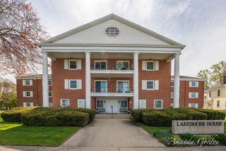1249 Lakeshore Drive 139, Muskegon, MI 49441