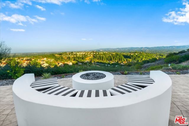7450 Wiscasset Drive, West Hills (los Angeles), CA 91304