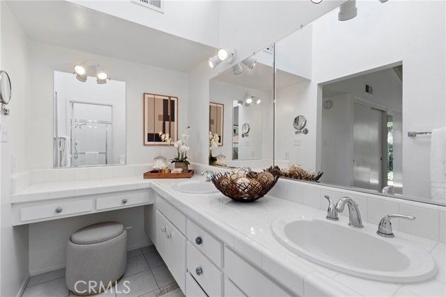 20 Mandrake, Irvine, CA 92612