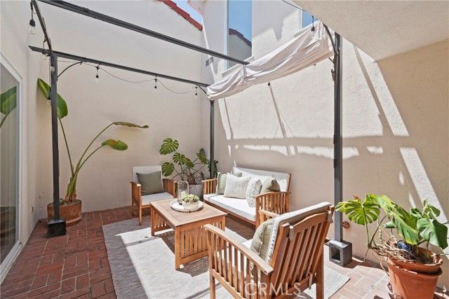 20 Mandrake, Irvine, CA 92612