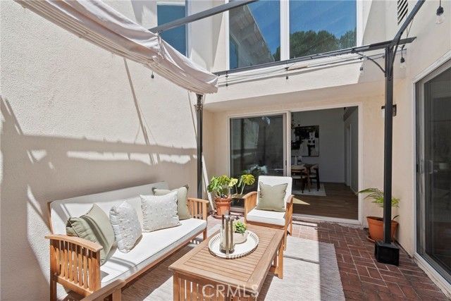 20 Mandrake, Irvine, CA 92612