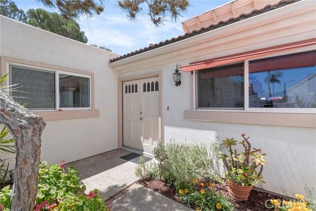 20 Mandrake, Irvine, CA 92612