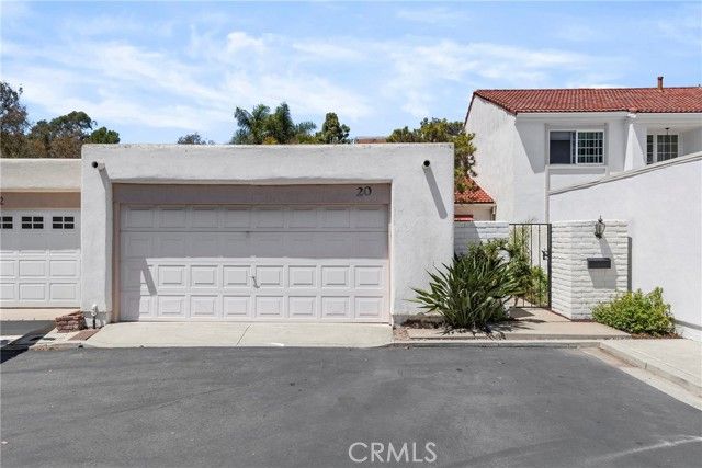 20 Mandrake, Irvine, CA 92612