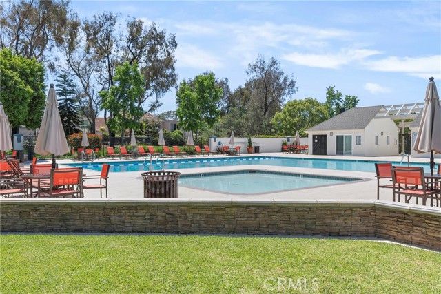 20 Mandrake, Irvine, CA 92612