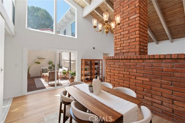 20 Mandrake, Irvine, CA 92612