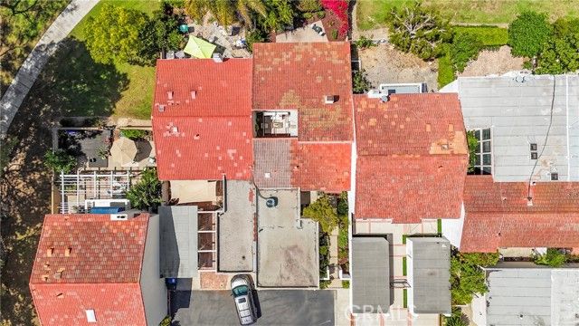 20 Mandrake, Irvine, CA 92612