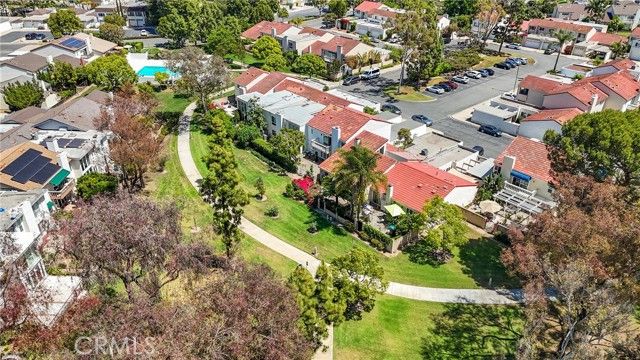 20 Mandrake, Irvine, CA 92612