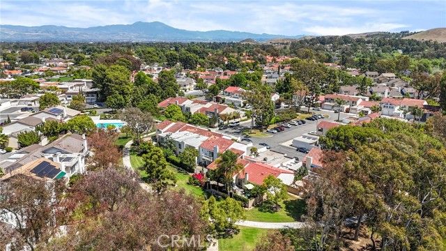 20 Mandrake, Irvine, CA 92612