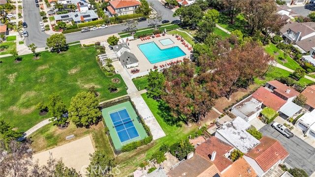 20 Mandrake, Irvine, CA 92612