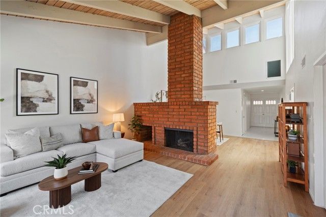 20 Mandrake, Irvine, CA 92612