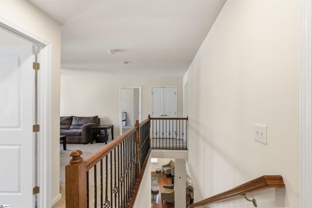 463 Shoreline Boulevard, Boiling Springs, SC 29316