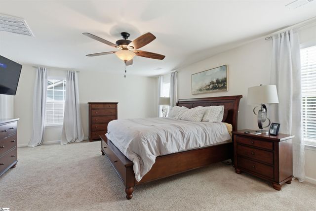 463 Shoreline Boulevard, Boiling Springs, SC 29316