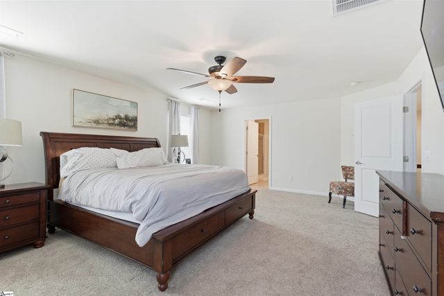 463 Shoreline Boulevard, Boiling Springs, SC 29316