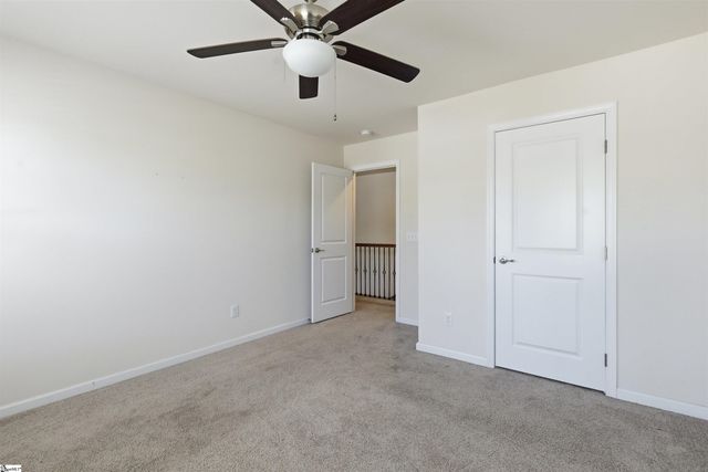 463 Shoreline Boulevard, Boiling Springs, SC 29316