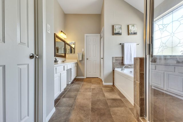 2922 Calendar Lake Drive, Missouri City, TX 77459