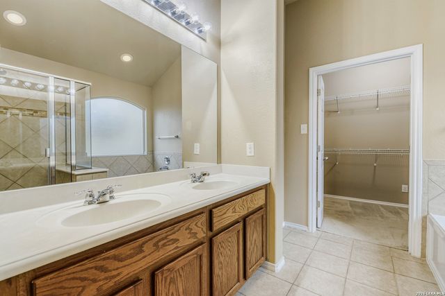 7526 Elegante, San Antonio, TX 78266