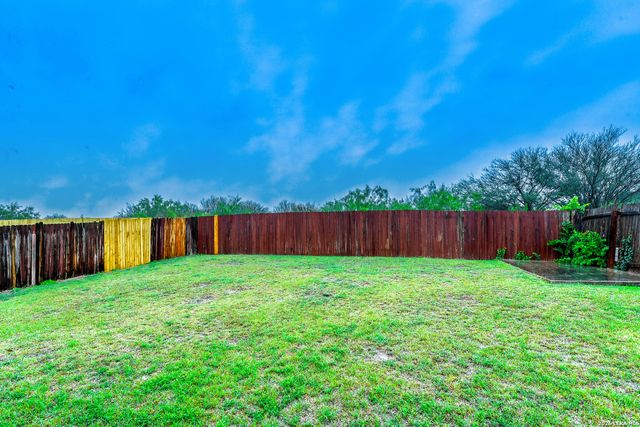 7526 Elegante, San Antonio, TX 78266