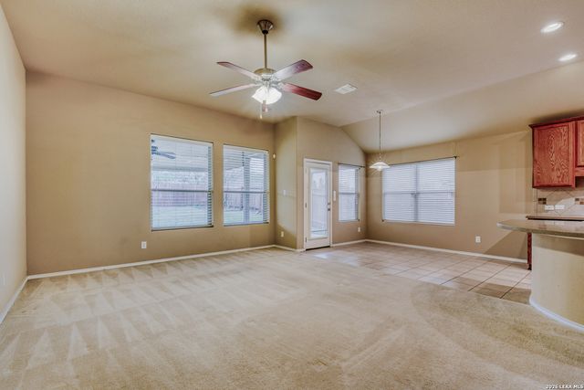 7526 Elegante, San Antonio, TX 78266