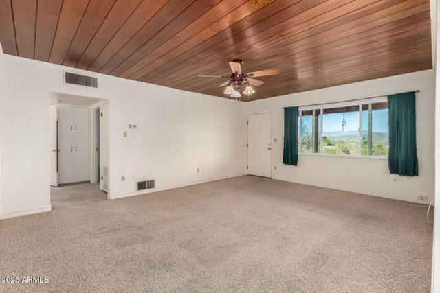 875 W PALO VERDE Drive, Wickenburg, AZ 85390