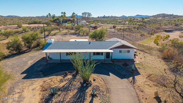 875 W PALO VERDE Drive, Wickenburg, AZ 85390