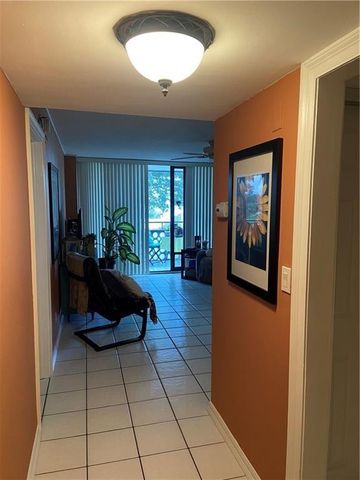 4222 Inverrary Boulevard 4109, Lauderhill, FL 33319