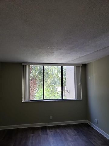 4222 Inverrary Boulevard 4109, Lauderhill, FL 33319