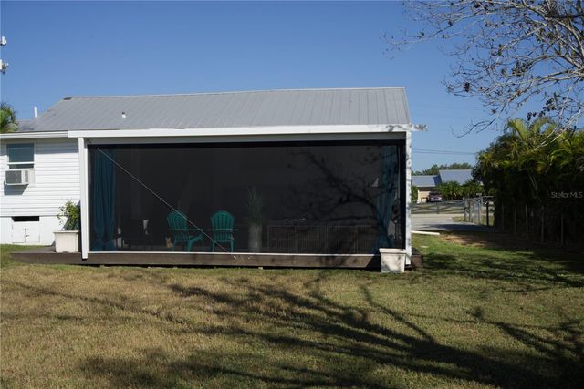 1007 77TH STREET E, Palmetto, FL 34221