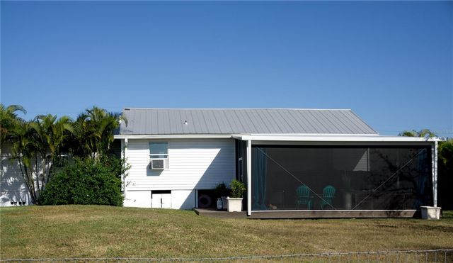 1007 77TH STREET E, Palmetto, FL 34221