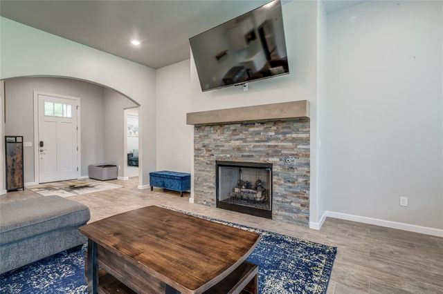 1305 N Valley View Drive, Oklahoma City, OK 73127