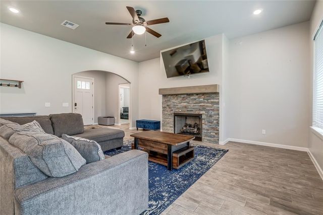 1305 N Valley View Drive, Oklahoma City, OK 73127