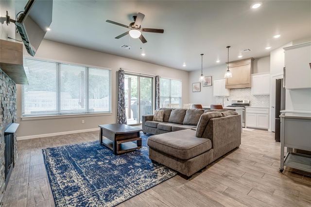 1305 N Valley View Drive, Oklahoma City, OK 73127