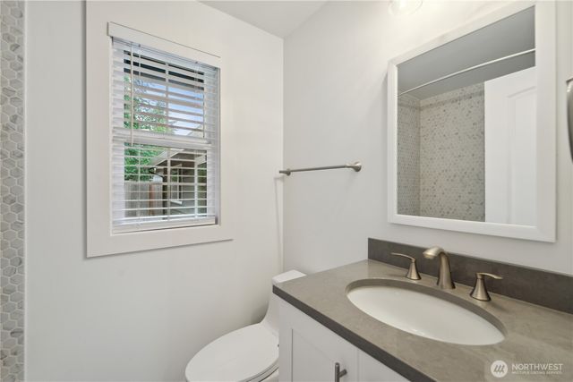 16525 NE 28th Street, Bellevue, WA 98008