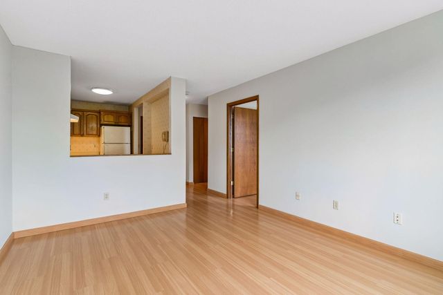 1425 W 28th Street 315, Minneapolis, MN 55408